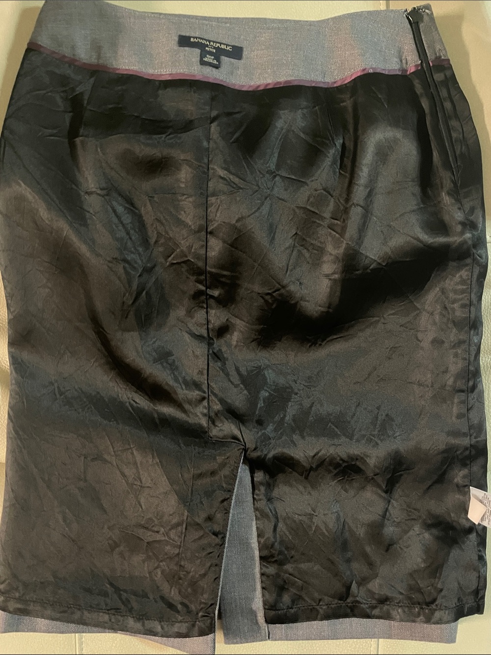 Banana Republic Sz 00P Skirt Suit 21.5” long jacket and skirt - Picture 10 of 11